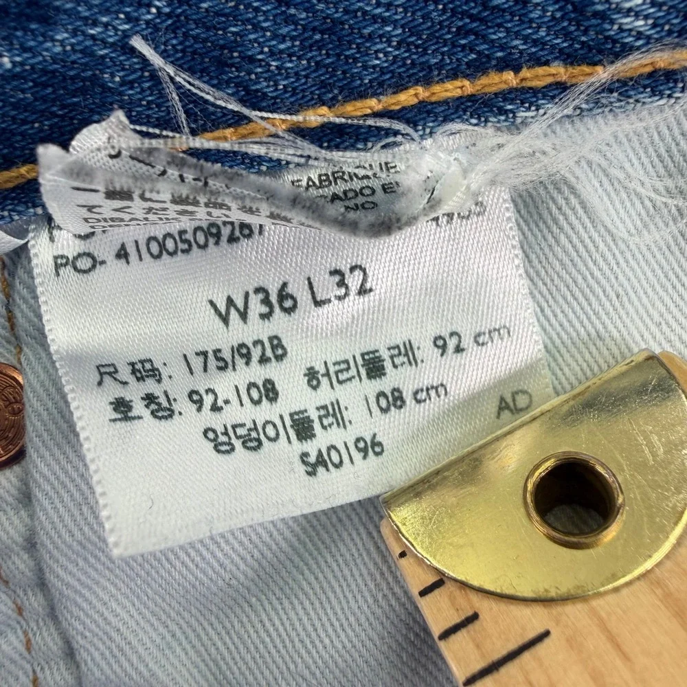 Levis 501 93 Jeans Mens 36x32 (Fit 37x31) Medium Wash Blue Premium Button Fly‎